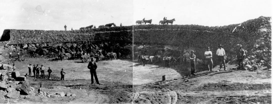 Construction of Mt Charlotte Reservoir, Kalgoorlie, ca.1898