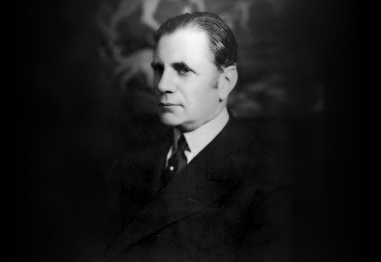 Image of Claude de Bernales, 1954. (Battye 2939B/68)