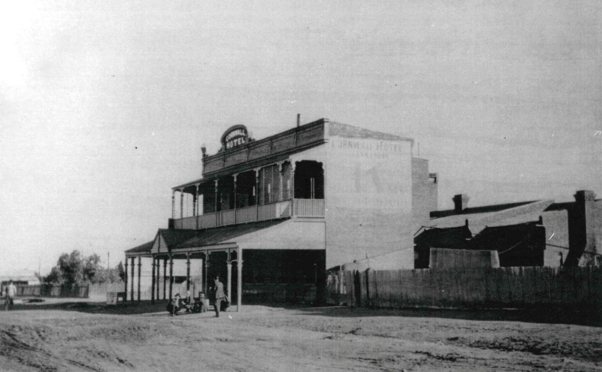Cornwall Hotel side