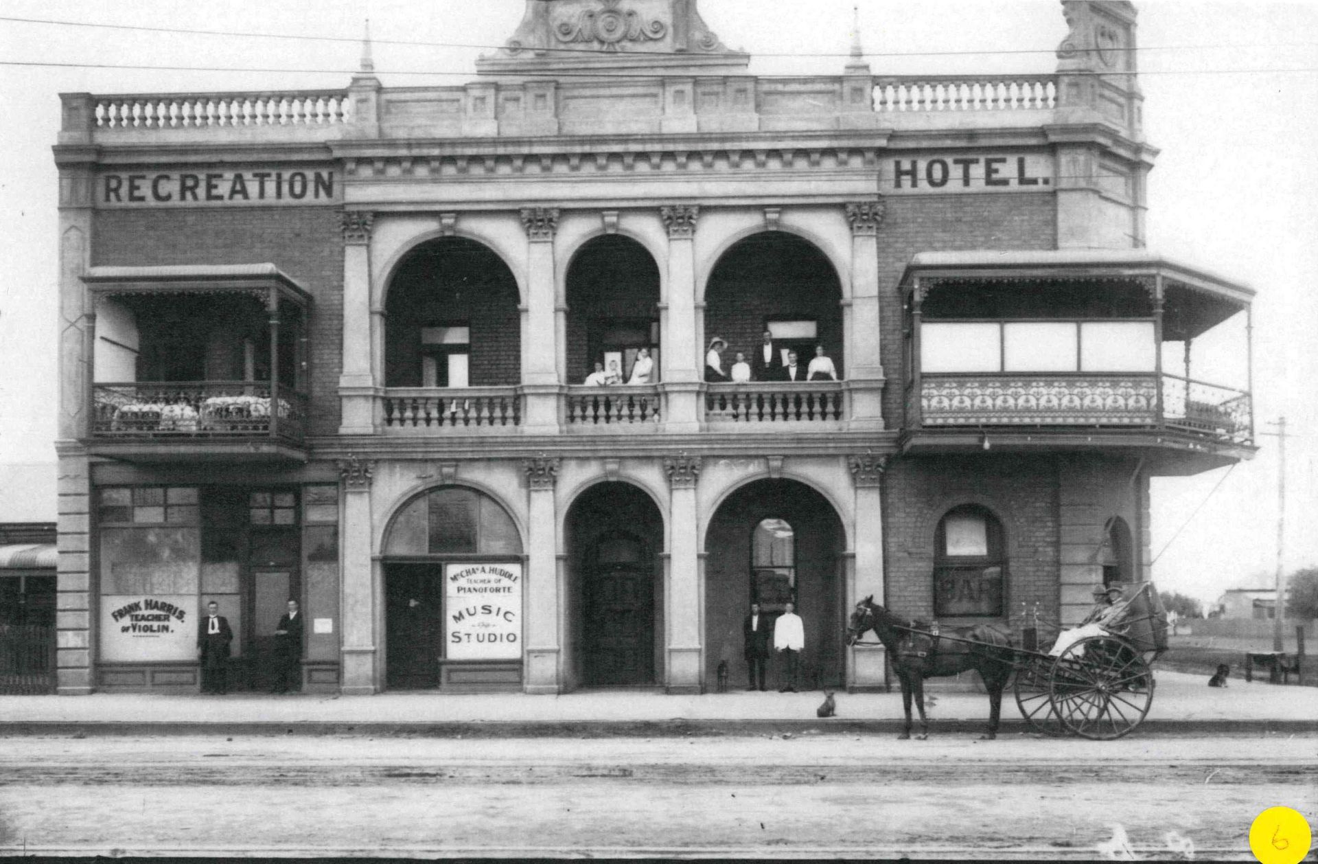 Recreation Hotel historic