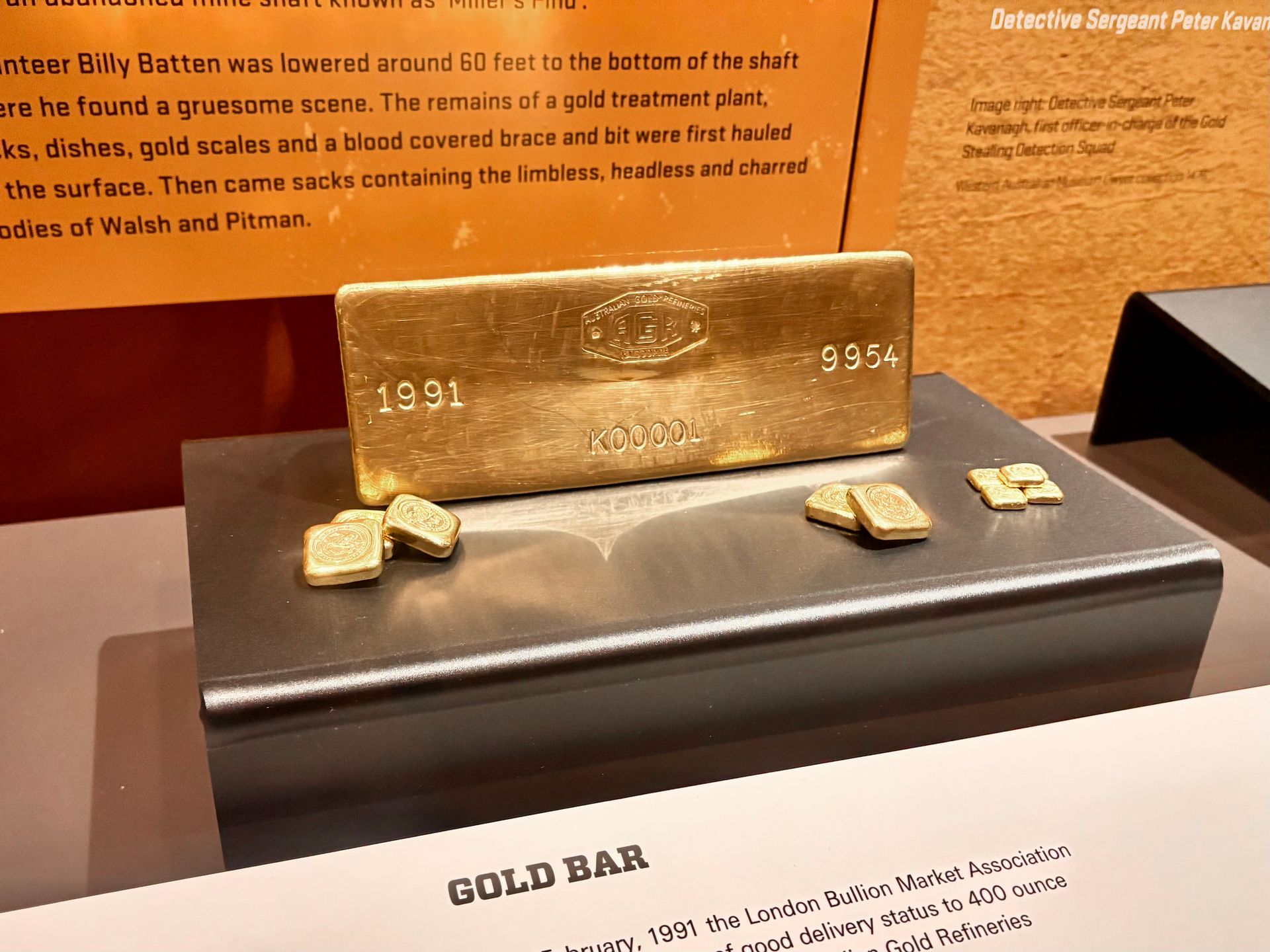 K00001 first gold bar